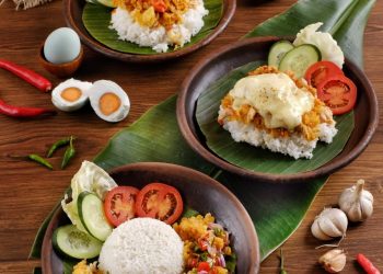 4 Rekomendasi Kuliner Nusantara dan Sambal Pendampingnya Ala Penyetan Cok