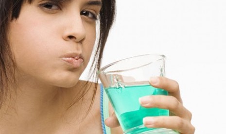 4 Sediaan Povidone Antiseptik untuk Proteksi Rongga Mulut, Hidung dan Tenggorok_Womanindonesia.jpg