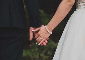 4 Tips Mempertahankan Hubungan di Awal Pernikahan