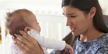 5 Kiat Mengalahkan Baby Blues Bagi Ibu Baru