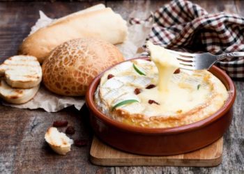 5 Makanan yang Harus Dihindari di Trimester Pertama Kehamilan_Womanindonesia.jpg