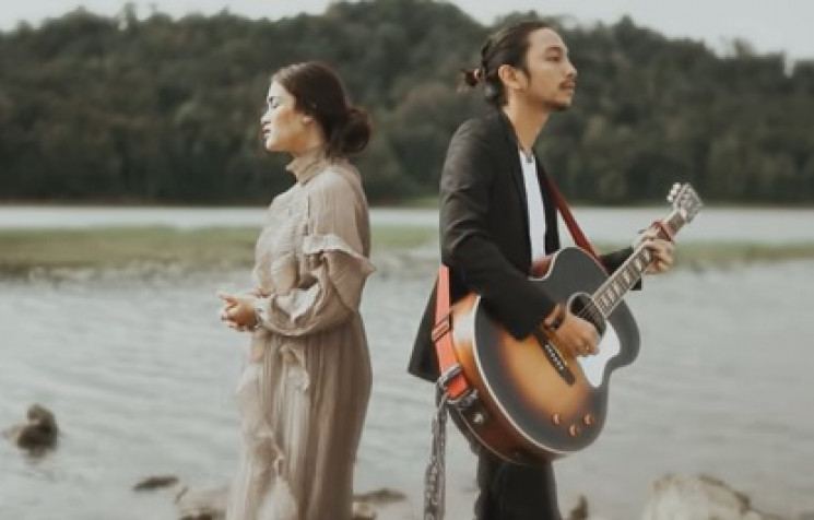 5 Rekomendasi Musik Minggu Ke-3 Oktober 2021 5 5 Rekomendasi Musik Minggu Ke-3 Oktober 2021_womanindonesia.jpg