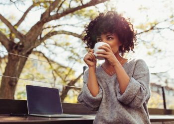 Bahagia Tidak Sederhana