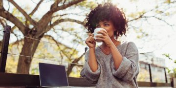 Bahagia Tidak Sederhana