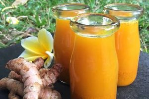 Diet Ampuh dengan 3 Minuman Rempah Ini, Berikut Cara Buatnya! 3 Minuman kunyit dapat dimanfaat untuk penunjang diet - Womanindonesia.co.id