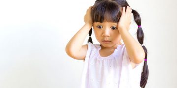 Membedakan Anak Sakit Kepala Karena Kelelahan atau Karena Penyakit Serius_Womanindonesia.jpg