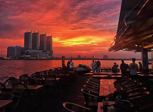 Rekomendasi Tempat Kencan Romantis di Jakarta 2 Rekomendasi Tempat Kencan Romantis di Jakarta