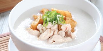 3 Fakta Unik Bubur Tiga Rasa yang Legendaris dari Ta Wan_Womanindonesia.jpg