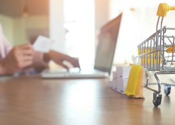 4 E-Commerce Paling Diminati Tahun 2021_womanindonesia.jpg