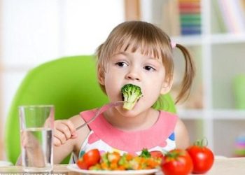 5 Cara Mencegah Anak dari Bahaya Obesitas_Womanindonesia.jpg