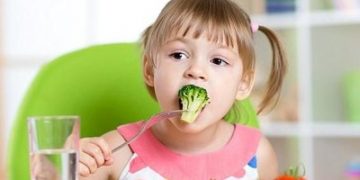 5 Cara Mencegah Anak dari Bahaya Obesitas_Womanindonesia.jpg