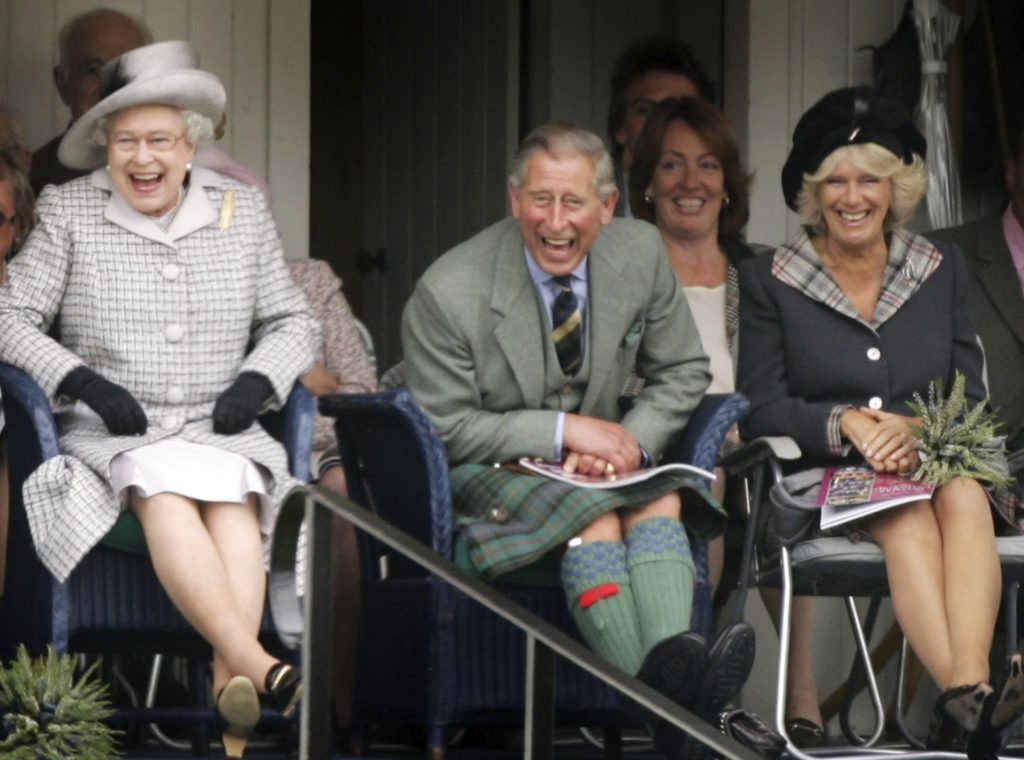 Alasan Ratu Elizabeth II Menolak Mandi Pakai Shower 2 Alasan Ratu Elizabeth II Menolak Mandi Pakai Shower