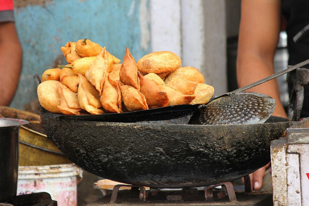 Benarkah Minyak Goreng Buruk untuk Kesehatan? 3 Benarkah Minyak Goreng Buruk untuk Kesehatan_Womanindonesia.jpg
