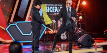 Deddy Corbuzier Kembali Melakukan Aksi Sulap_womanindonesia.jpg