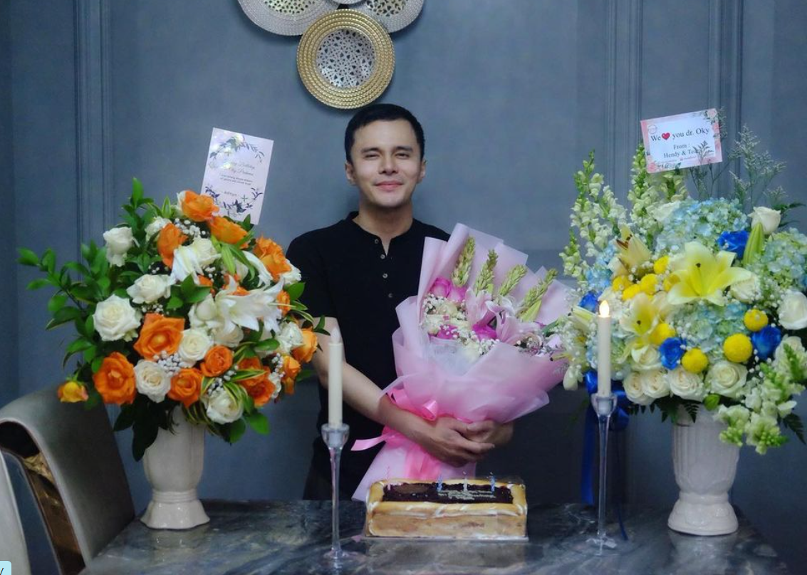Gelar Ikoy-Ikoyan, Crazy Rich Jambi Nyaris Habiskan Rp1 Miliar 2 Gelar Ikoy-Ikoyan, Crazy Rich Jambi Nyaris Habiskan Rp1 Miliar