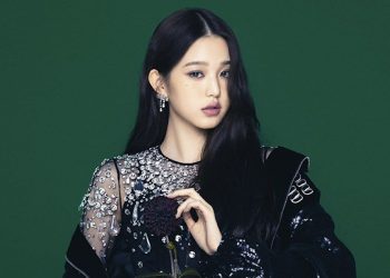 Jang Won Young IVE Ungkap Fakta di Usianya yang Ke 18 Tahun