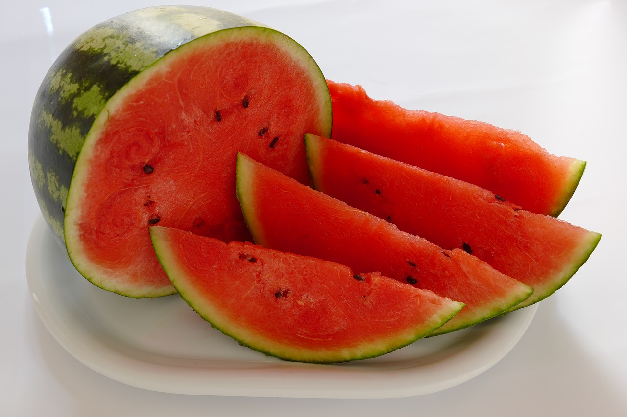 Psst... Ini 4 Makanan yang Bisa Turunkan Berat Badan 5 Psst... Ini 4 Makanan yang Bisa Turunkan Berat Badan_womanindonesia.jpg