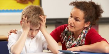 4 Bahaya Overprotektif Pada Anak, Poin Ke-2 Anak Berisiko Depresi_womanindonesia.jpg