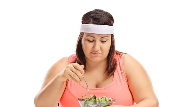 5 Penyebab Gemuk Bukan Karena Makanan 2 5 Penyebab Gemuk Bukan Karena Makanan_womanindonesia.co.id