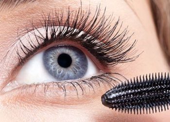 5 Tips Mudah Memakai Maskara Tanpa Merusak Bulu Mata