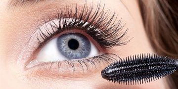 5 Tips Mudah Memakai Maskara Tanpa Merusak Bulu Mata