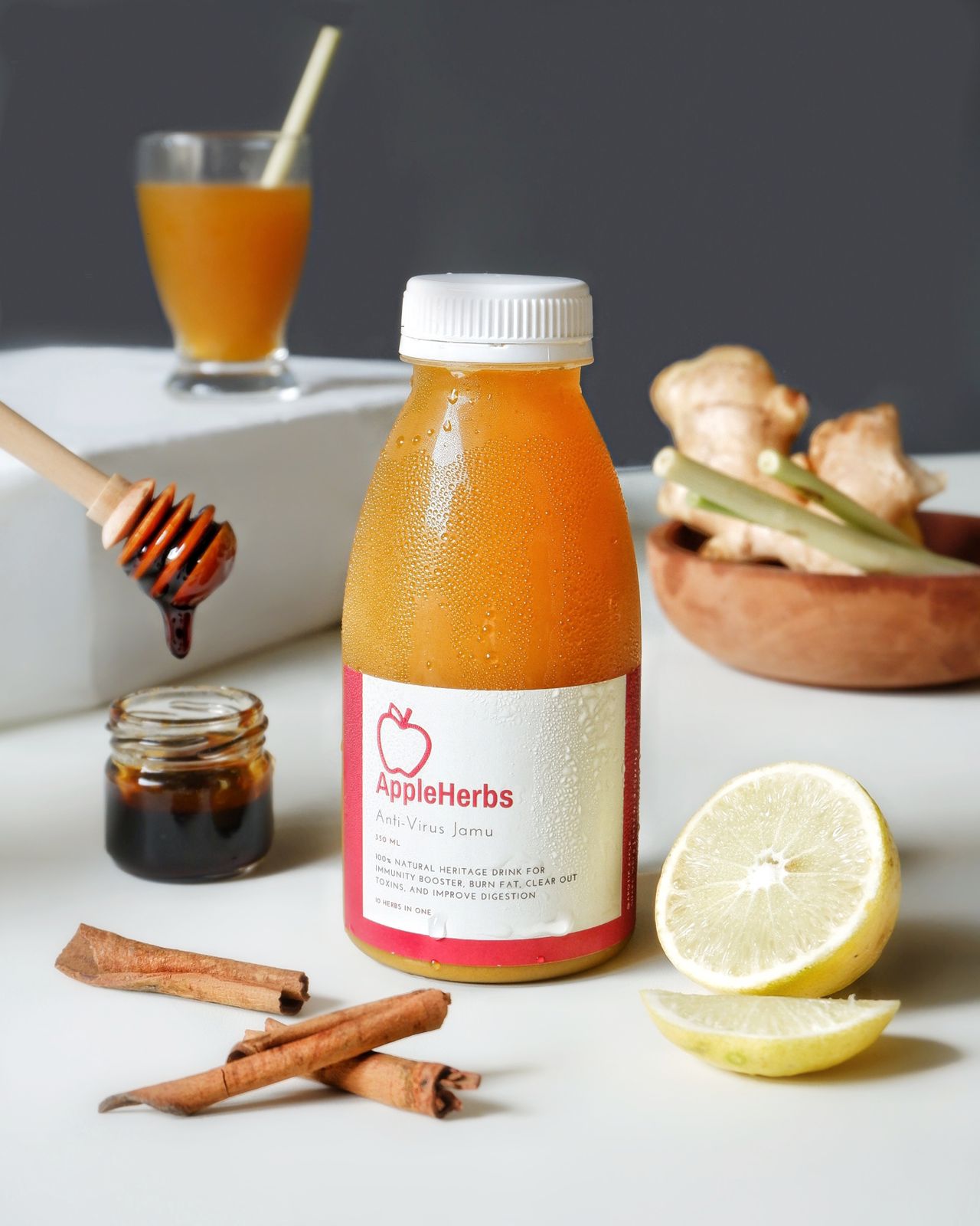 5 Minuman Herbal untuk Perkuat Daya Tahan Tubuh di Musim Hujan 4 5 Minuman Herbal untuk Perkuat Daya Tahan Tubuh di Musim Hujan_womanindonesia.co.id