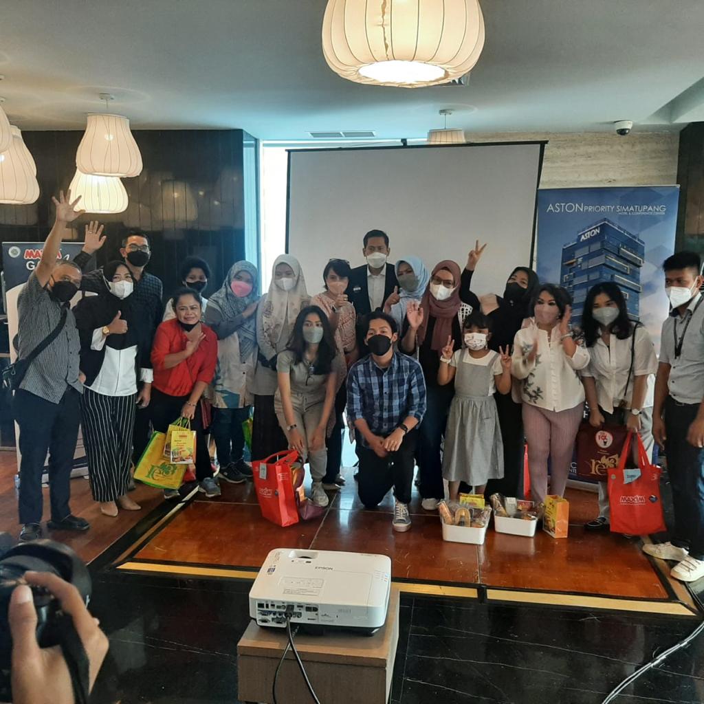 Hari Ibu Nasional: Hotel ASTON Priority Simatupang Bersama Woman Indonesia Adakan Kompetisi Memasak 2 Hari Ibu Nasional Hotel ASTON Priority Simatupang Bersama Woman Indonesia Adakan Kompetisi Memasak