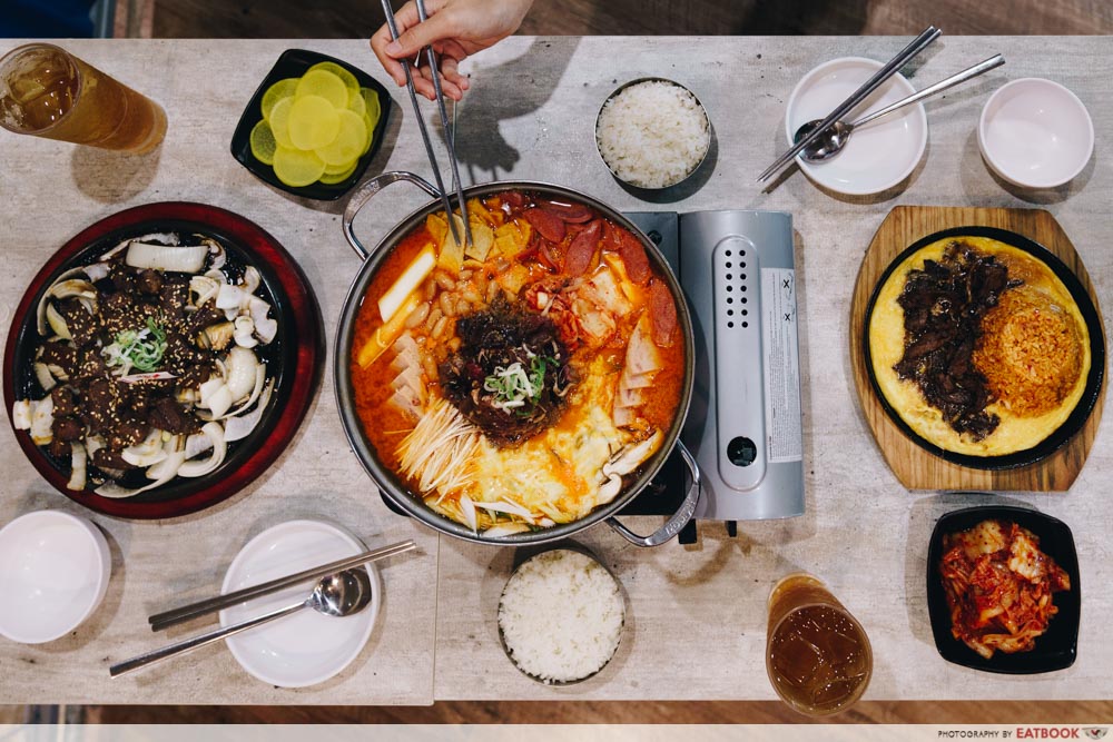 Hari Natal 2021: 4 Ide Rayakan Christmas Dinner Bagi Pencinta Korea 2 Hari Natal 2021: 4 Ide Rayakan Christmas Dinner Bagi Pencinta Korea
