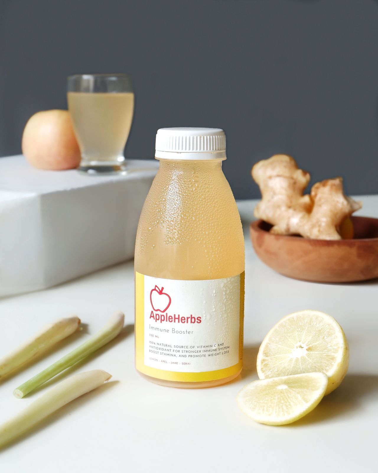 5 Minuman Herbal untuk Perkuat Daya Tahan Tubuh di Musim Hujan 2 5 Minuman Herbal untuk Perkuat Daya Tahan Tubuh di Musim Hujan_womanindonesia.co.id