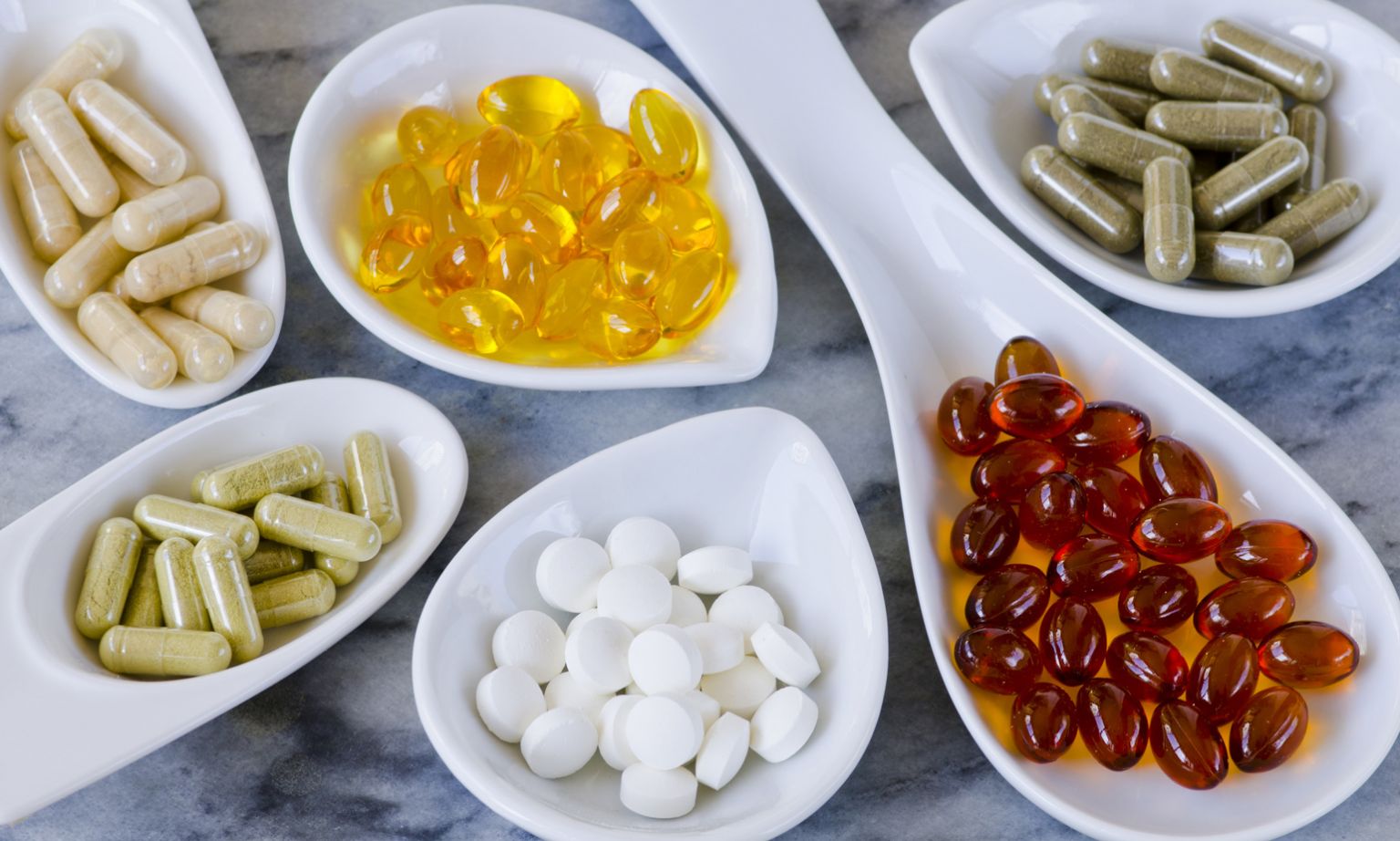 Jangan Ngasal! Ini 3 Tips Konsumsi Vitamin Sesuai Kebutuhan 3 Jangan Ngasal! Ini 3 Tips Konsumsi Vitamin Sesuai Kebutuhan_womanindonesia.jpg