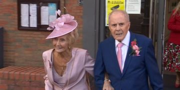 Kisah Cinta Moakes dan Helen Bersatu Setelah 65 tahun Berpisah_womanindonesia.jpg