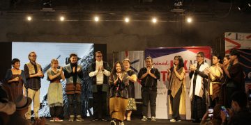 Kolaborasi Brand Lokal Menuju Paris Fashion Week_womanindonesia.jpg