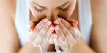 5 Tips Mencuci Wajah yang Benar Agar Kulit Bersih dan Lembut_womanindonesia.co.id