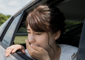 Penyebab Mabuk Perjalanan Ketika Bepergian Jauh_womanindonesia.co.id