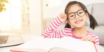 Usia yang Tepat Mengajarkan Anak Bahasa Asing_womanindonesia.co.id