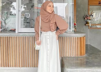 Mengenal 5 Fungsi Pasmina untuk Penampilan