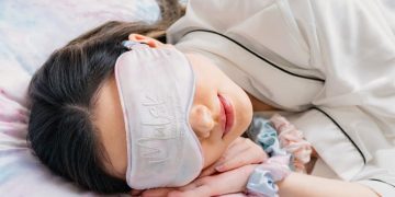 Shandy Purnamasari Produksi Sarung Bantal Berteknologi Nano Silver