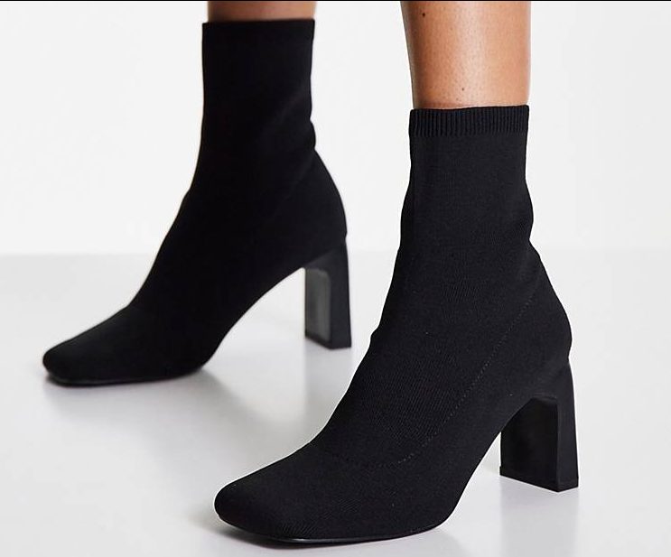 5 Jenis Sepatu Boots Dalam Dunia Fashion 6 Jenis sepatu boots_womanindonesia.co.id