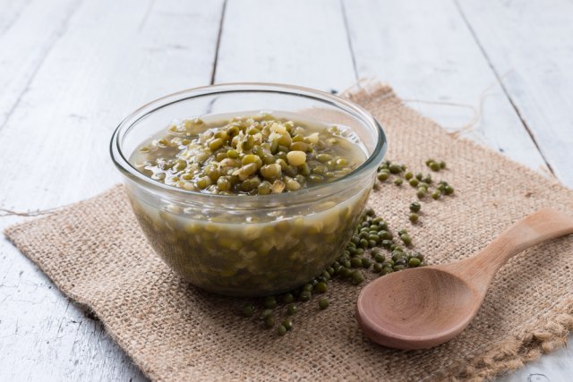 Sarapan Bubur Kacang Hijau Dapatkah Memenuhi Nutrisi_womanindonesia.co.id