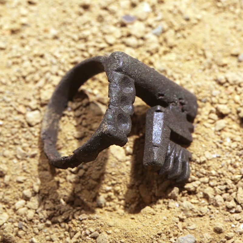 Mengenal Sejarah Cincin Lebih Sekedar Aksesoris 3 Mengenal Sejarah Cincin Lebih Sekedar Aksesoris_womanindonesia.co.id