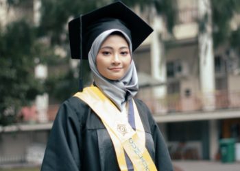 Azizah Rigma Arum Pawestri, Lulusan Cumlaude Teknik Arsitektur UGM_womanindonesia.co.id