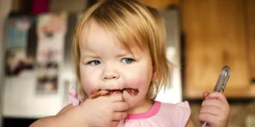 6 Tips Hindari Gula Tambahan untuk Bayi di Bawah 2 Tahun_womanindonesia.co.id