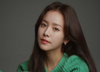 Han Ji Min Akan Adu Akting dengan Shin Ha Kyun di Drama Baru 2022_womanindonesia.co.id