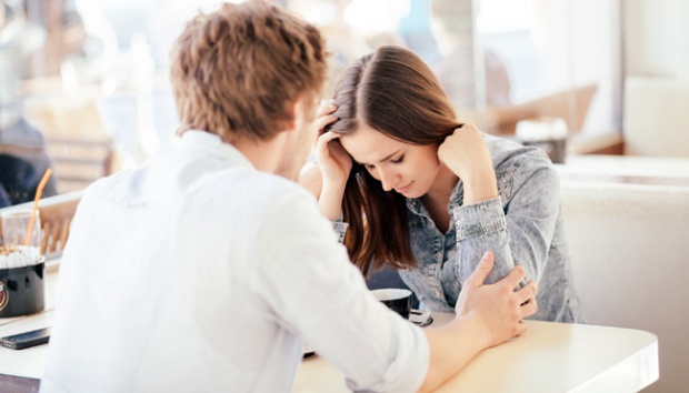 4 Tips Menghadapi Mantan yang Terus Mencari Tahu Kehidupan Kita 4 4 Tips Menghadapi Mantan yang Terus Mencari Tahu Kehidupan Kita_womanindonesia.co.id