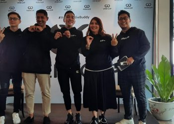 Arya Saloka dan Dr. Ekles Luncurkan Brand Fashion Verkoop_womanindonesia.co.id