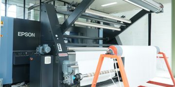 Monna Lisa Evo Tre 16 Printer Tekstil Pertama di Indonesia_womanindonesia.co.id