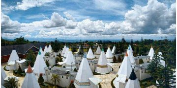 4 Rekomendasi Wisata Glamping yang Populer di Indonesia_womanindonesia.co.id