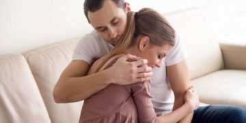 8 Tips Memaafkan Pasangan Setelah Melakukan Kekerasan Secara Verbal_womanindonesia.co.id