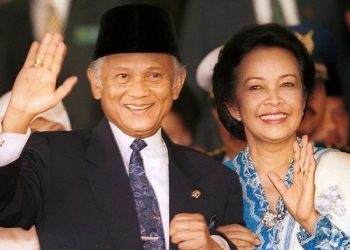 Inspirasi 3 Tokoh Dunia Yang Setia Pada Istrinya_womanindonesia.co.id