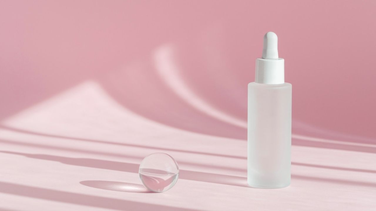 4 Kandungan Skincare Untuk Melawan Penuaan Dini 3 4 Kandungan Skincare Untuk Melawan Penuaan Dini_womanindonesia.co.id